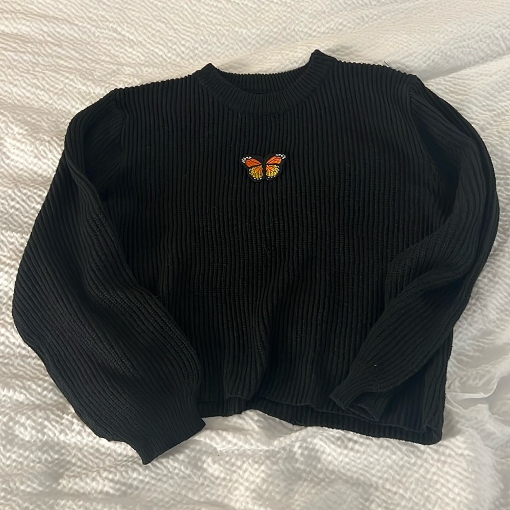 Women’s butterfly crop sweater